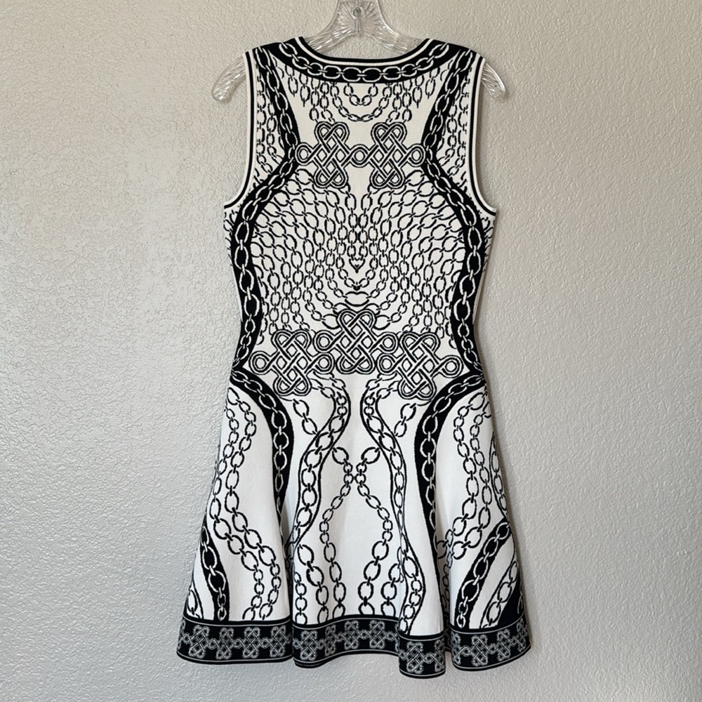 Diane Von Furstenberg Dress - Picture 3 of 7